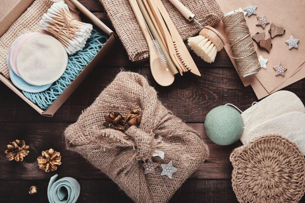 De Regalos a Vertederos: Qué Está Pasando con lo que Compramos | Sustainability Outloud